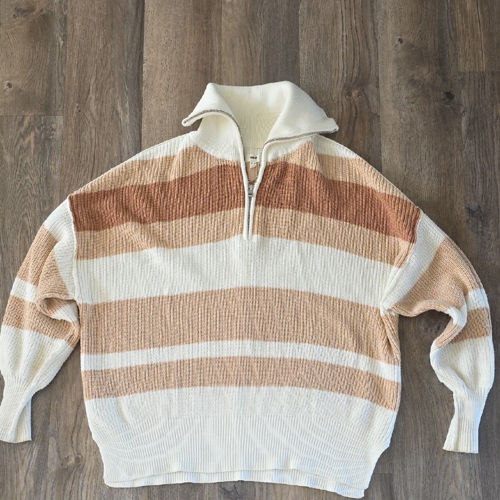 Aerie Women's Zip Up Sweater - Cream and Tan size XS